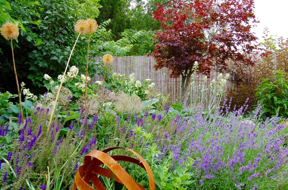 Artistic Edible Garden by HomeHarvest - Edible Landscapes And Construction - Photo 3