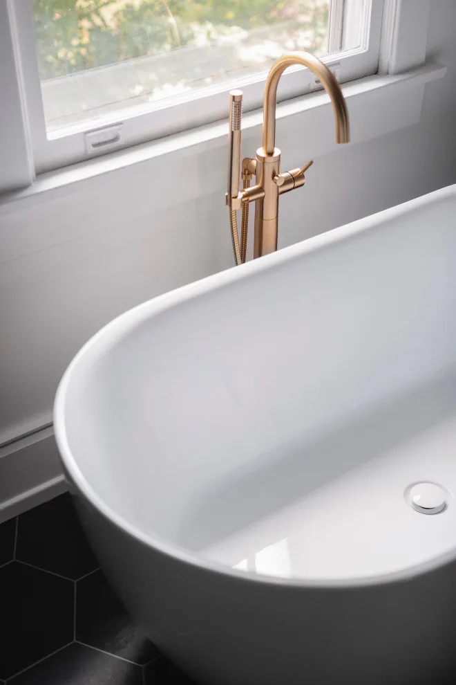 Altamont Primary Bathroom by Alima Deneke Interior Design - Photo 2