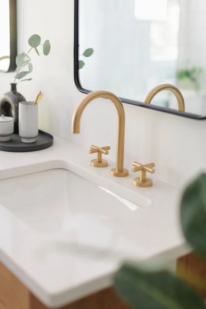 Altamont Primary Bathroom by Alima Deneke Interior Design - Photo 7