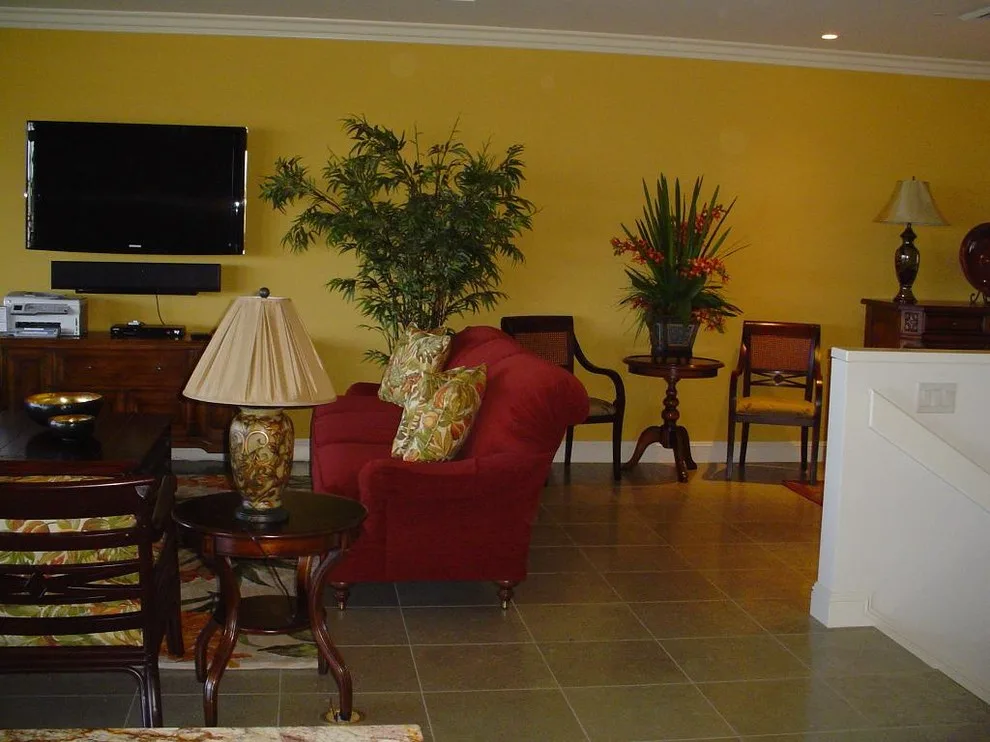 Transitional Design Ho'olei at Grand Wailea Resort by Interior Design Solutions Maui - Photo 19