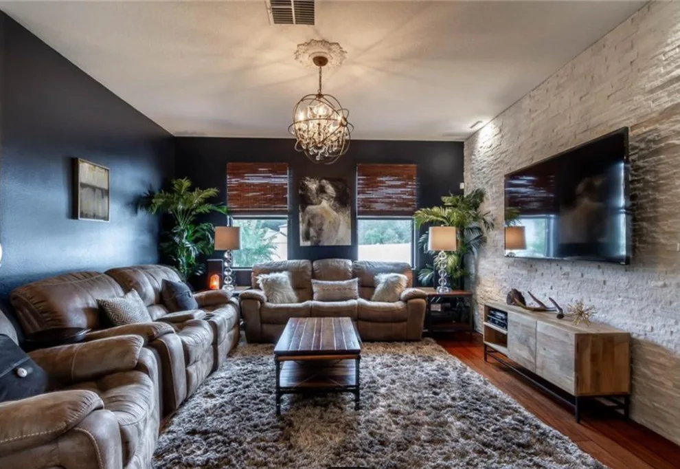 Initiatives by EL Interiors - Photo 21