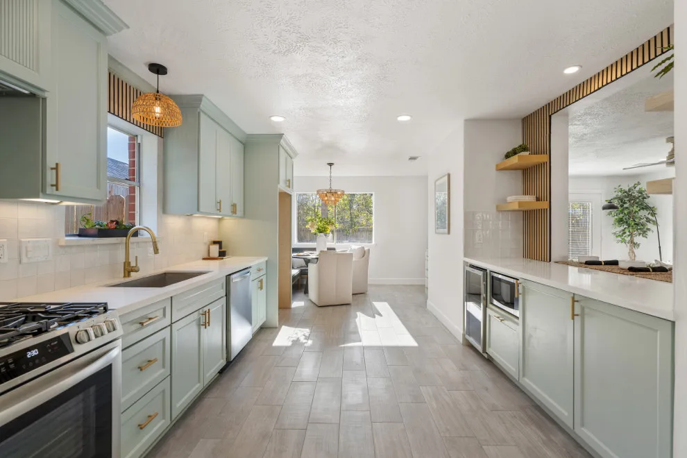 August Foliage by Plucky Gal Design & Renovations - Photo 14