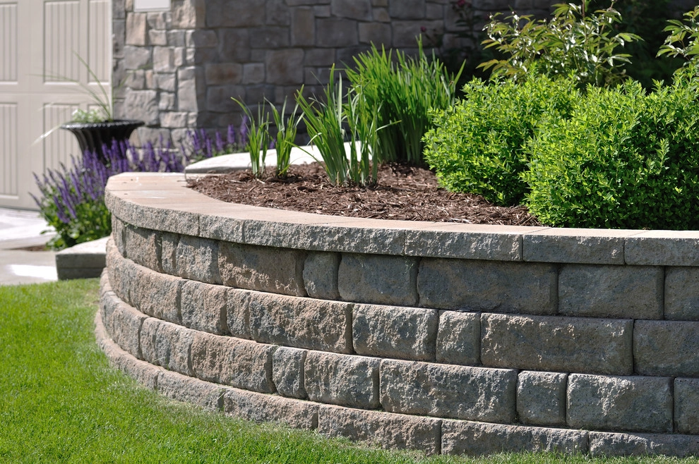 Horizon Lawn & Landscape, LLC - Photo 2