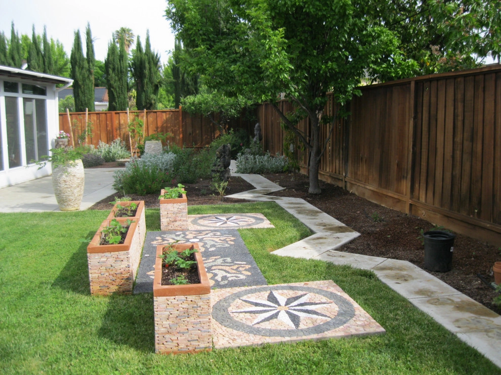 Backyard with Vegetable Garden & Pool Area by Hortus Design Sustainable Landscapes - Photo 3