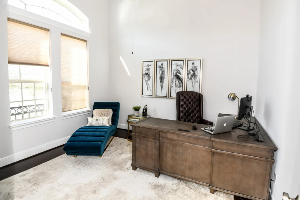 Interior Connection - Photo 12