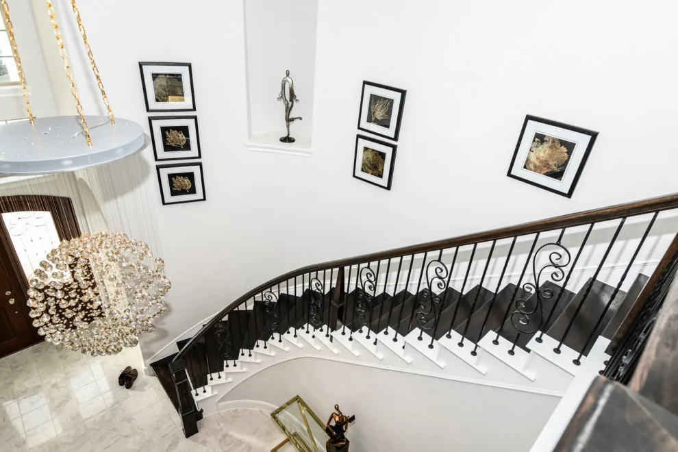 Avalon House Entryway by Interior Connection - Photo 3