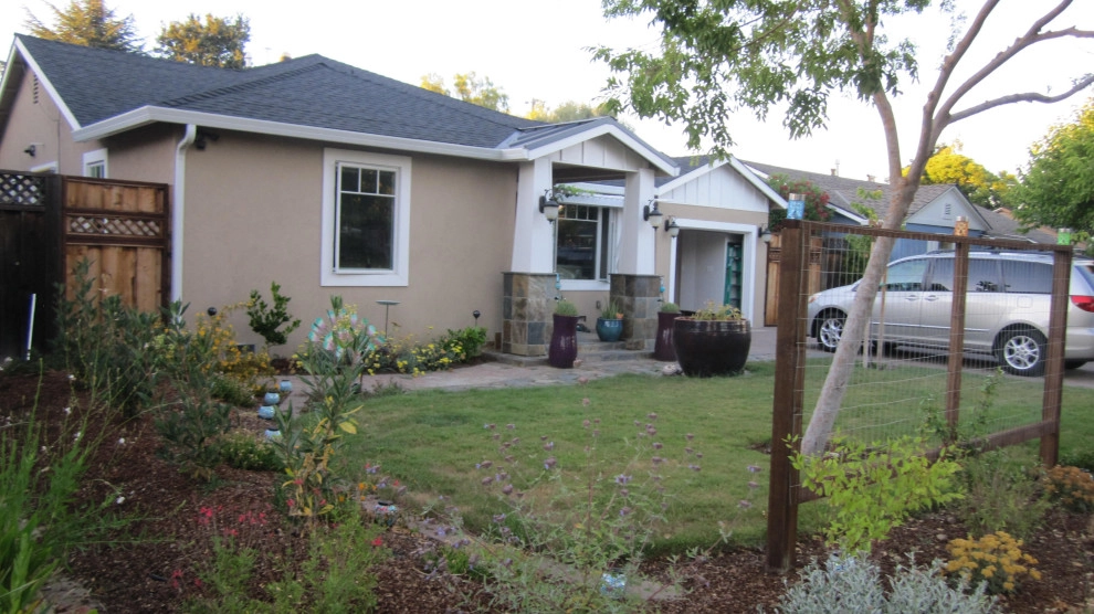 Native Front Yard Garden with Trellis by Hortus Design Sustainable Landscapes - Photo 3