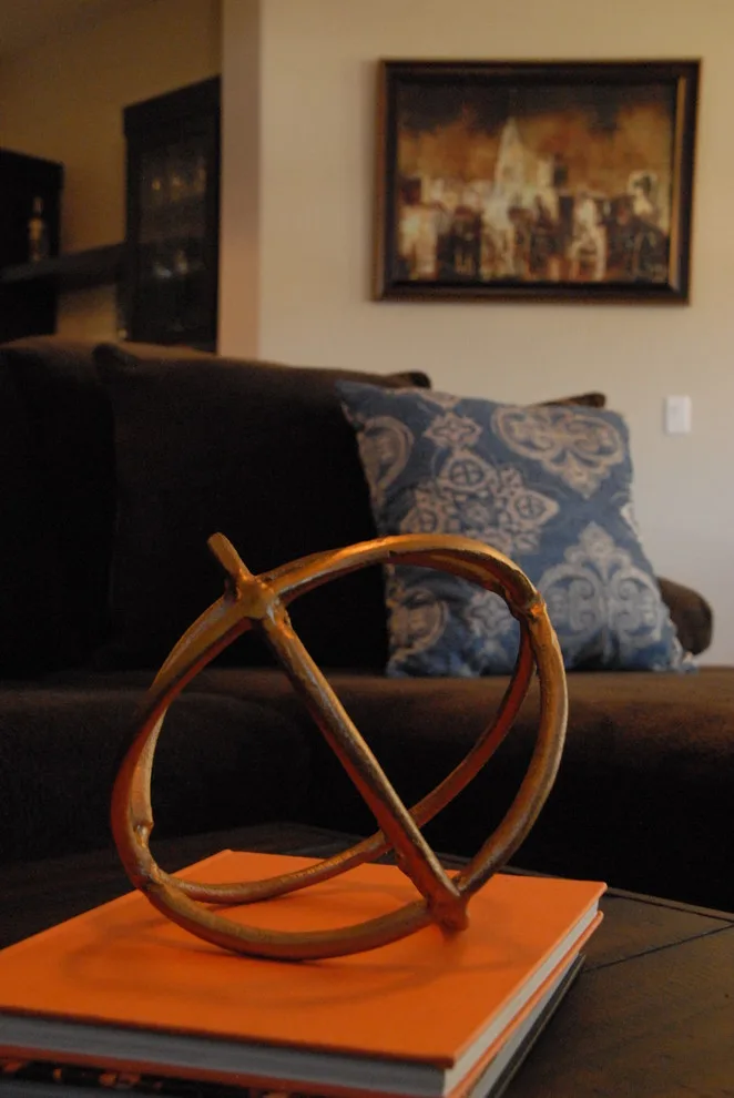 Bachelor Quarters by Sarah Waddell, Pomeroy House Interiors - Photo 8