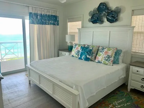 Bahamas Residence by D's Interior Design - Photo 13