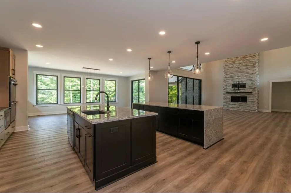 Interiors821, LLC - Photo 2