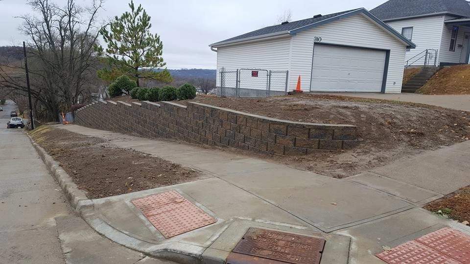 Hunters Lawn Care & Tree Service - Photo 12