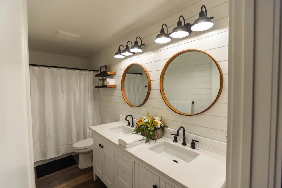 Restroom renovation by Rumble Interiors - Photo 7