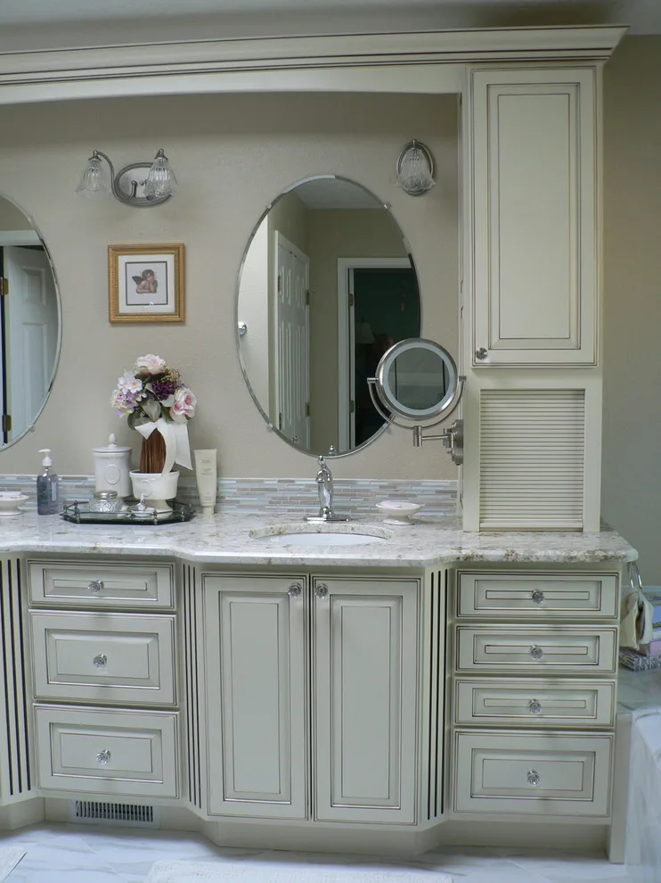 Restrooms by Nicole Décor & Design LLC - Photo 9