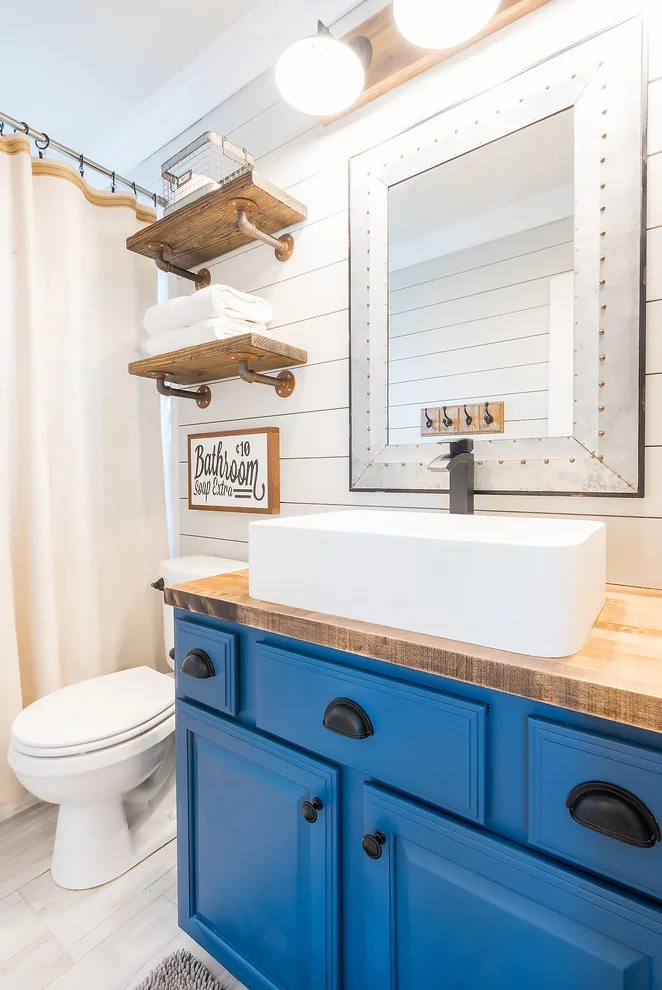 Restrooms by Jennifer Kizzee Design - Photo 2