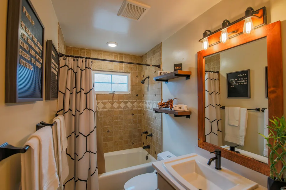 Boys' restroom by Mela Interior Designs - Photo 5