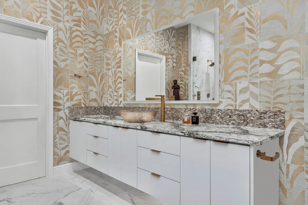 Restrooms by Jana Ward Interiors - Photo 24