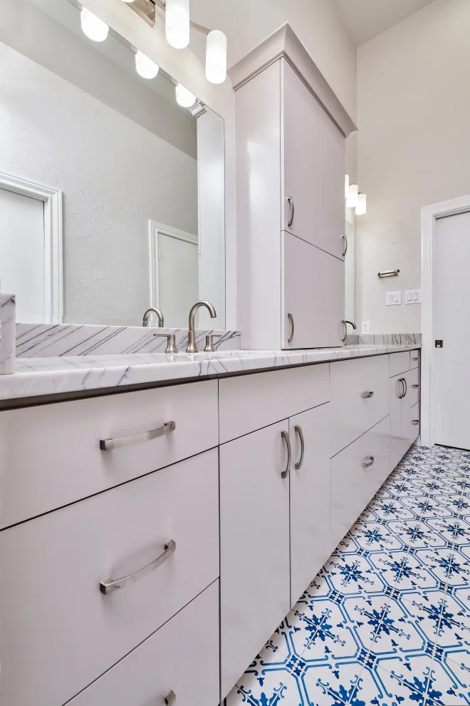 Restrooms by Jana Ward Interiors - Photo 26