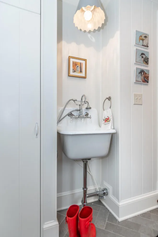 Coastal Tranquility by Chain Bridge Design - Photo 3