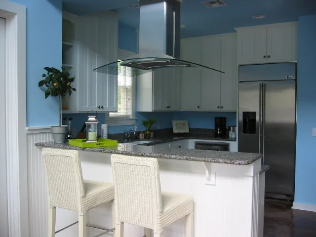 Coastal Hue by GMF Home Interiors Llc - Photo 4