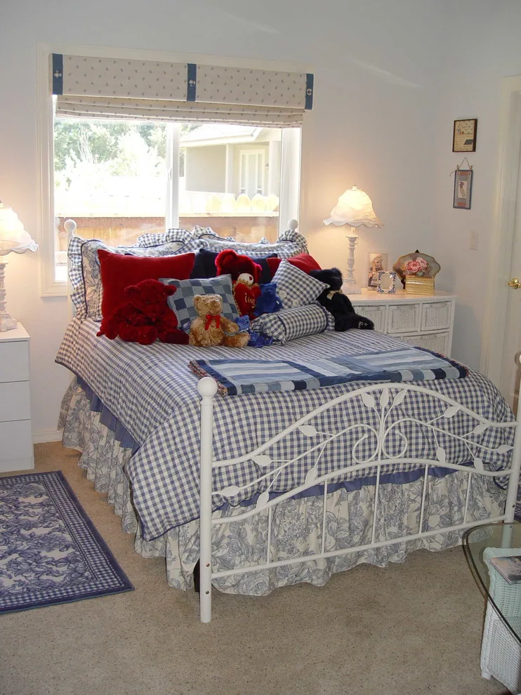 Sleeping Quarters and Linens by Susan Mackenzie Interiors - Photo 17