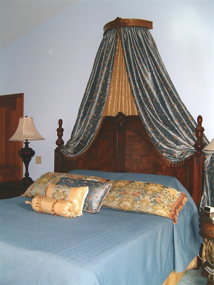 Sleeping Quarters and Linens by Susan Mackenzie Interiors - Photo 6