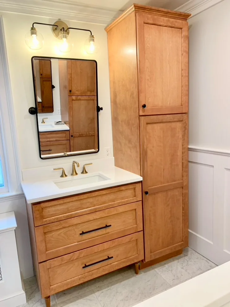 Meadowbrook Main Bath by EDV Home Design - Photo 4