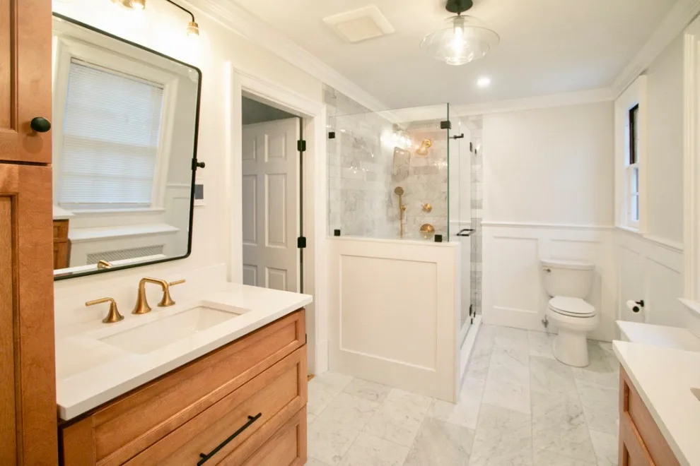 Meadowbrook Main Bath by EDV Home Design - Photo 2