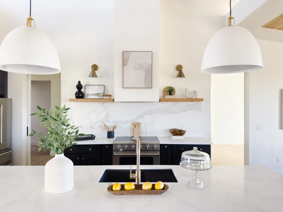 Dark Cloud Kitchen and Lounge by Saguaro Home Design - Photo 3
