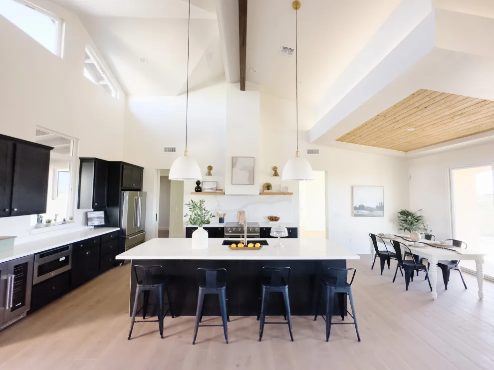 Dark Cloud Kitchen and Lounge by Saguaro Home Design - Photo 5