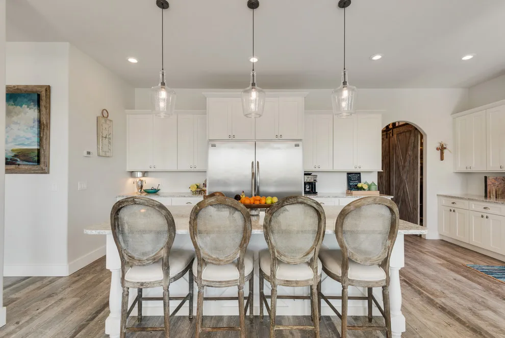 Dark Point Isle by Patricia Emmick Interior Designs - Photo 6