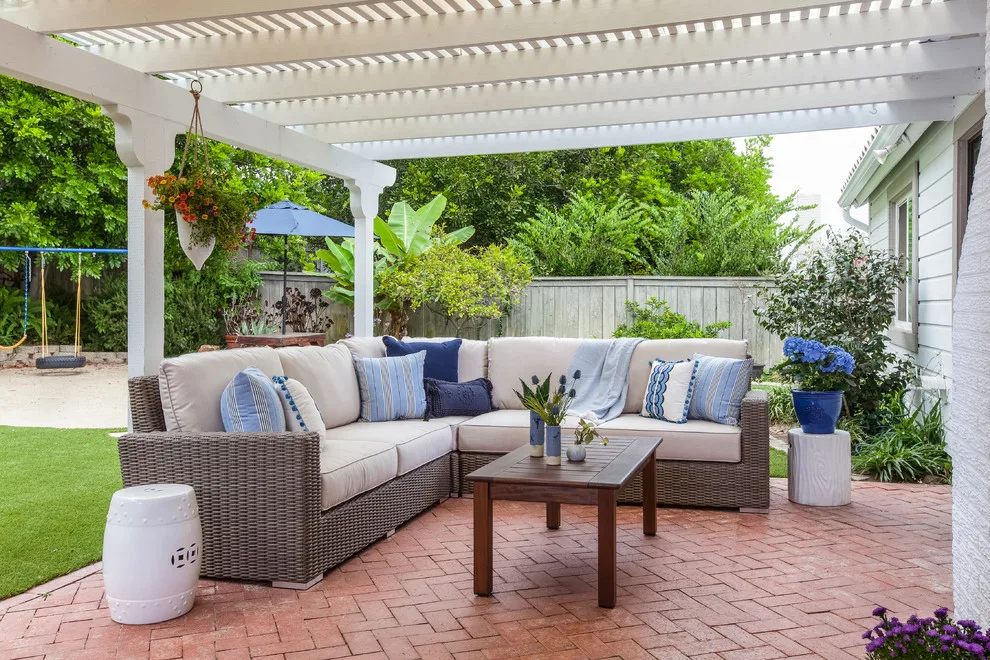 The Coastal Getaway by Elizabeth Louise Interiors - Photo 3