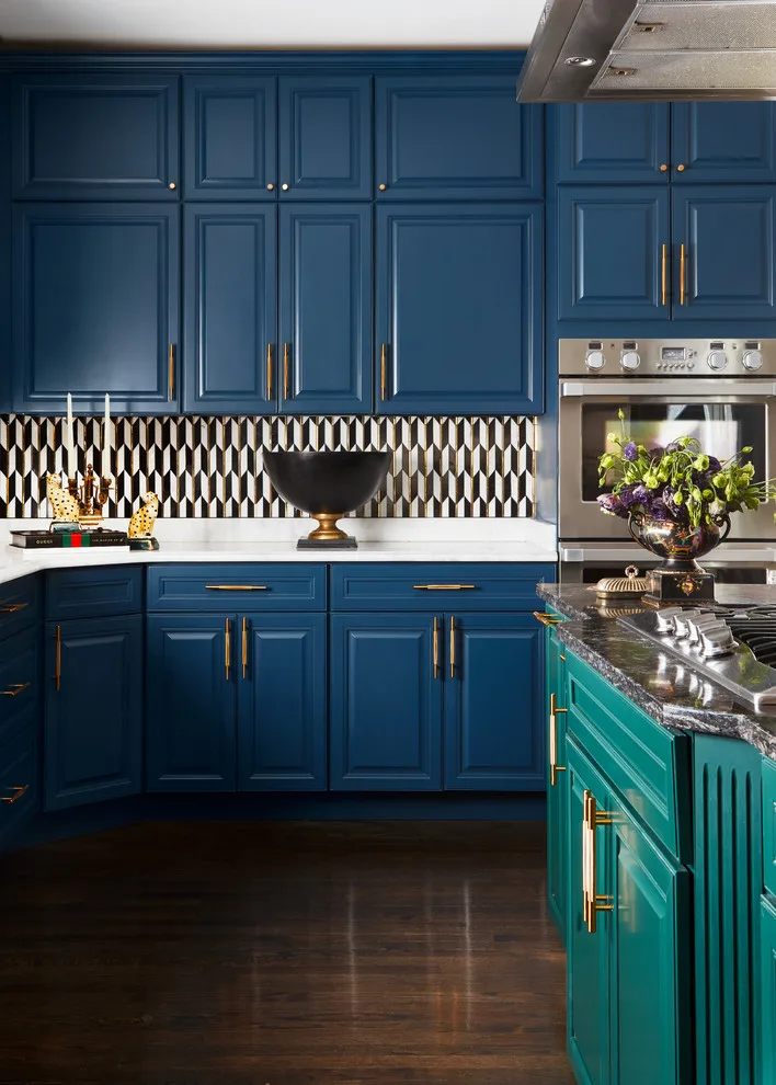 Elegant and Striking by Crystal Blackshaw Interiors - Photo 24