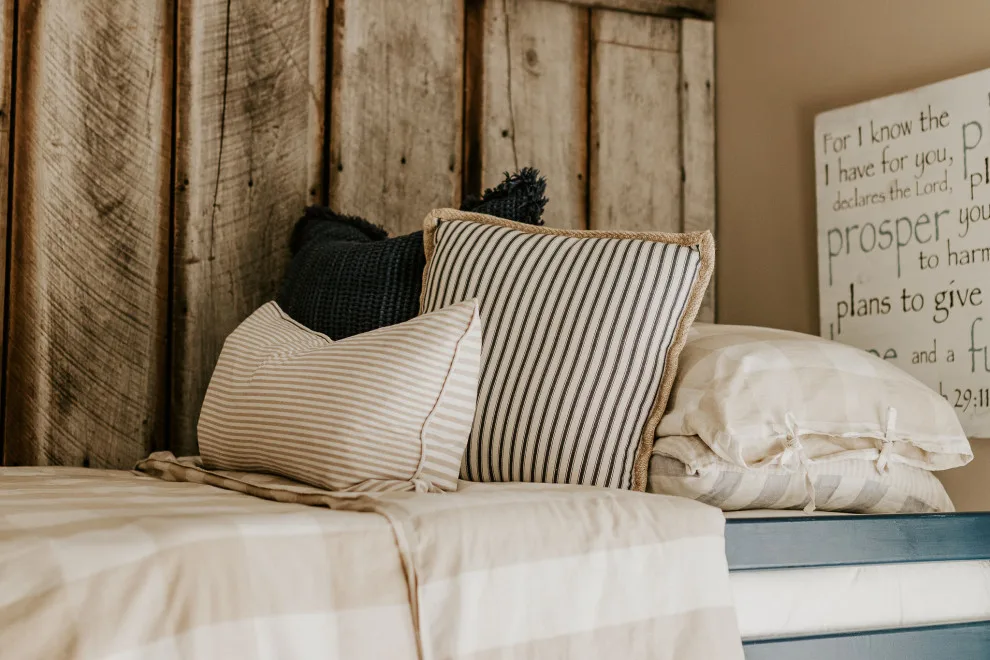 Clarksville, TN Boy's Bedroom by Interiors By EMJ - Photo 11