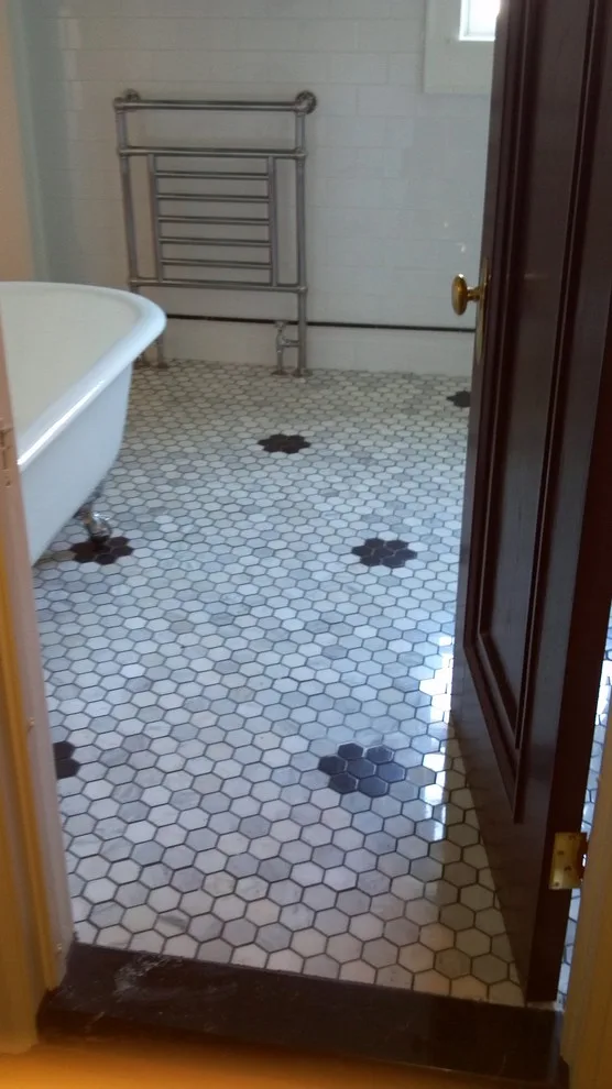 Historic Bath on Lake Drive by Tad Hellmann Design - Photo 5