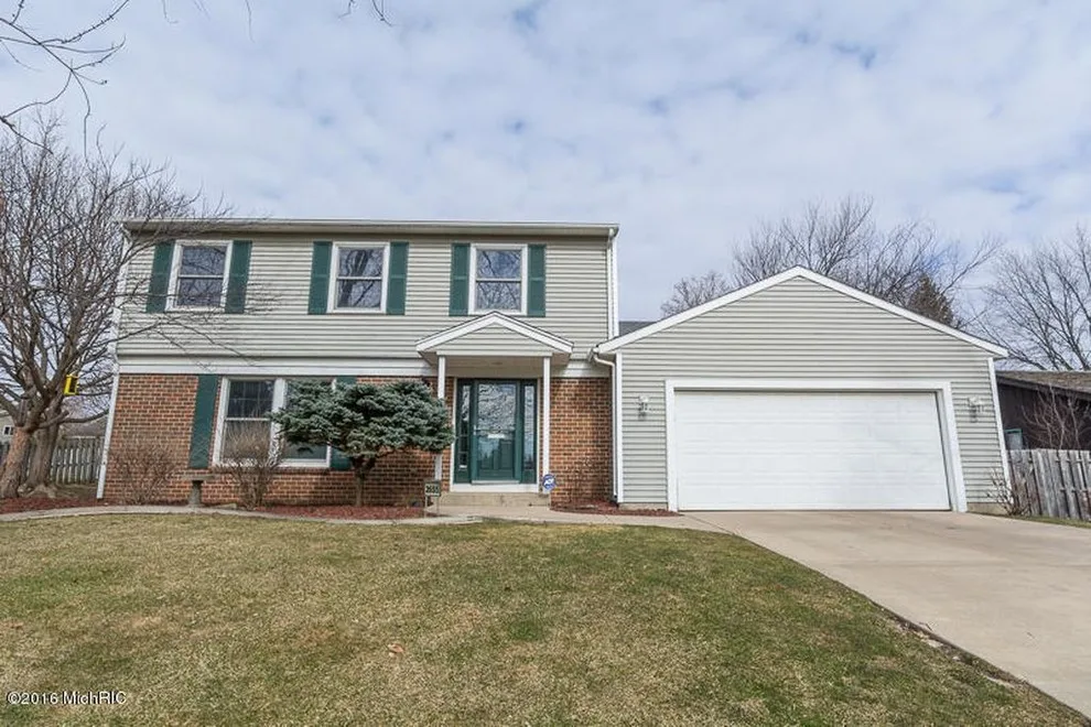 East Grand Rapids, Complete Home Renovation by Standale Home Studio - Photo 21
