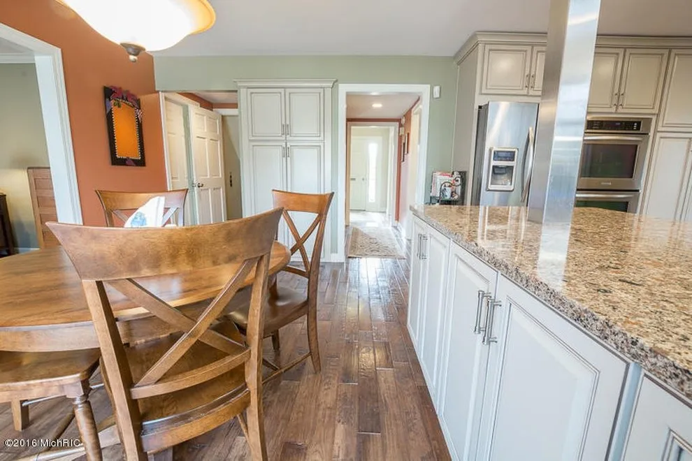 East Grand Rapids, Complete Home Renovation by Standale Home Studio - Photo 18