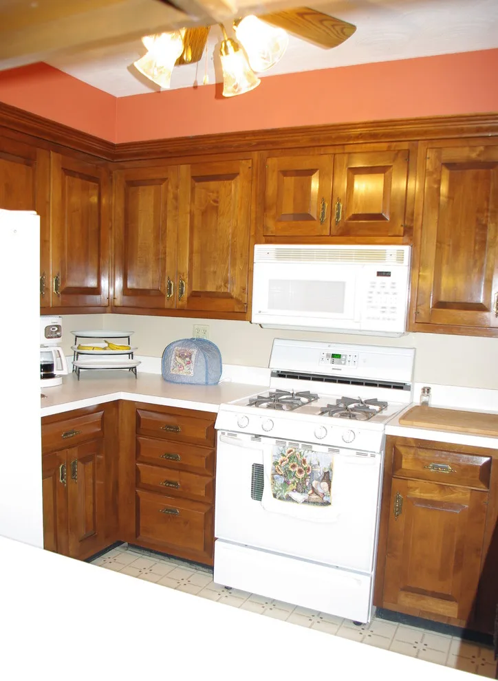 Renovation with compatible 36-year-old cabinetry by Architecturally Designed Cabinetry Inc. - Photo 5