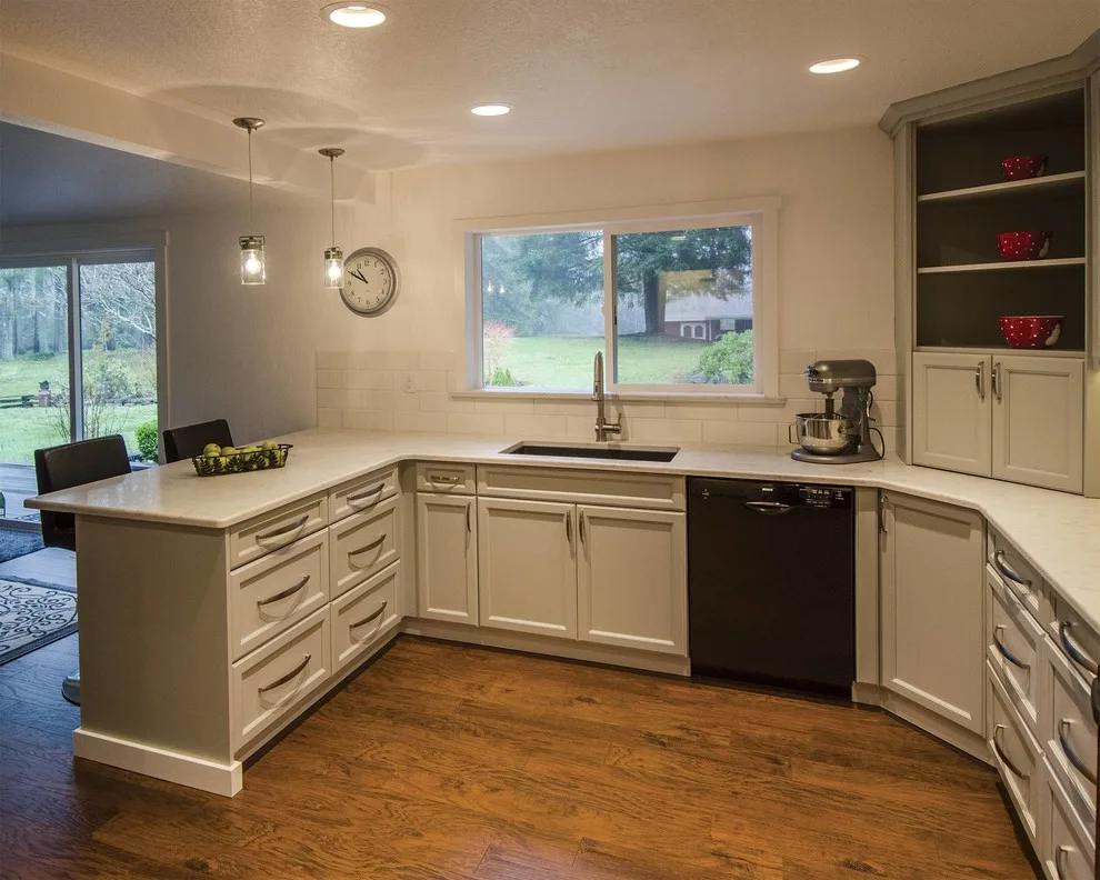 Cabinets By Trivonna - Photo 9