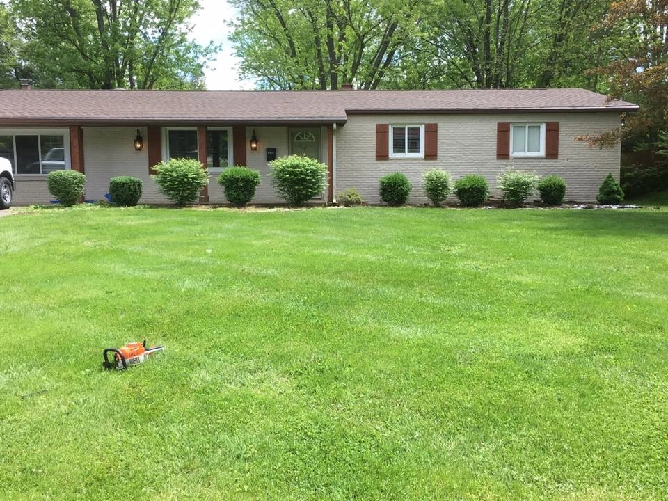 Indiana Urban Lawncare LLC - Photo 6