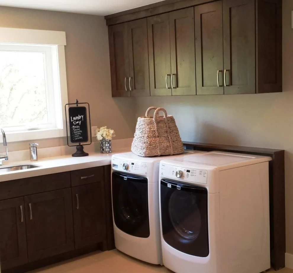 Laundry and Mudrooms by Stone Ridge Cabinets - Photo 13