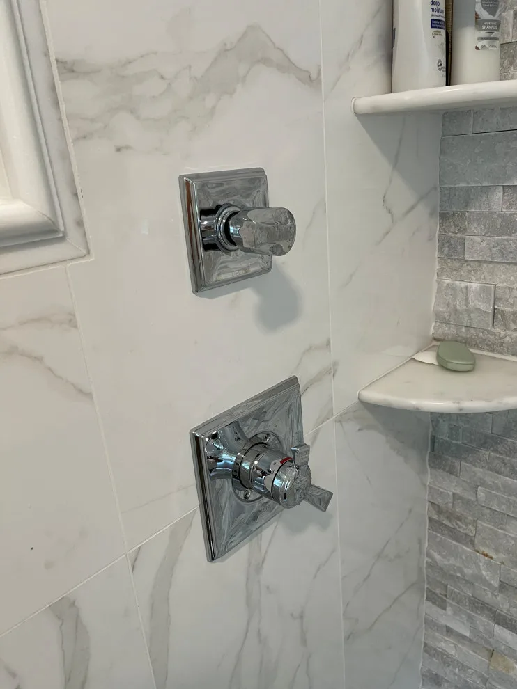 Carrara Bathroom for Guests by Buckeye Cabinet & Supply, Inc. - Photo 5