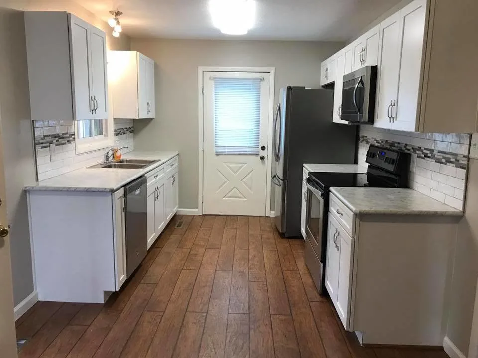 Madisonville Classic Kitchen by Cabinets By Design - Photo 5