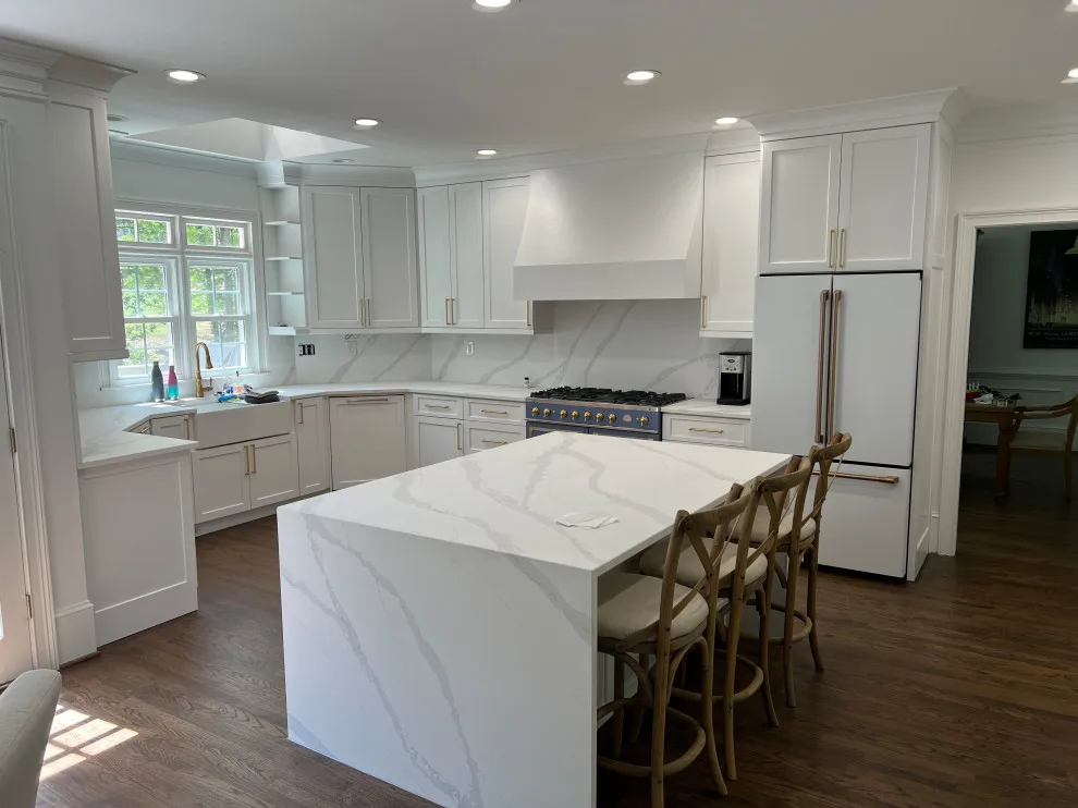 Contemporary by Capital Design Cabinetry - Photo 6