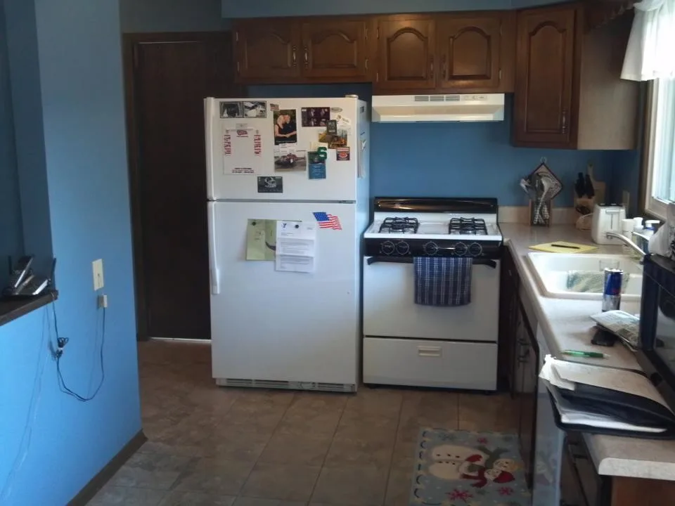 Complete kitchen and dining overhaul by Standale Home Studio - Photo 18