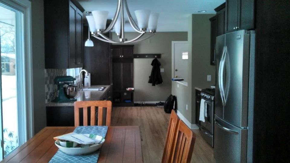 Complete kitchen and dining overhaul by Standale Home Studio - Photo 2