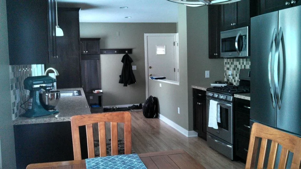 Complete kitchen and dining overhaul by Standale Home Studio - Photo 17