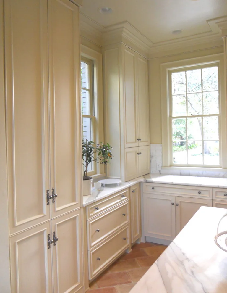 Bella Cucina Kitchens & Baths - Photo 12