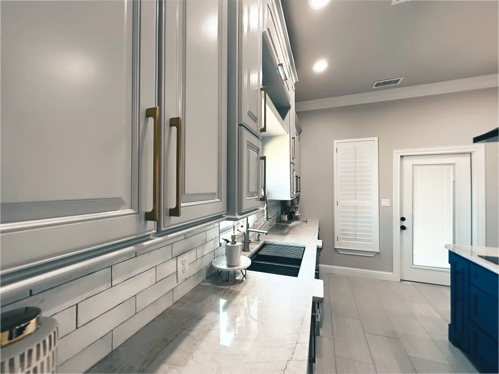 TWENTY-SECOND WEST by Forma Cabinetry - Photo 8