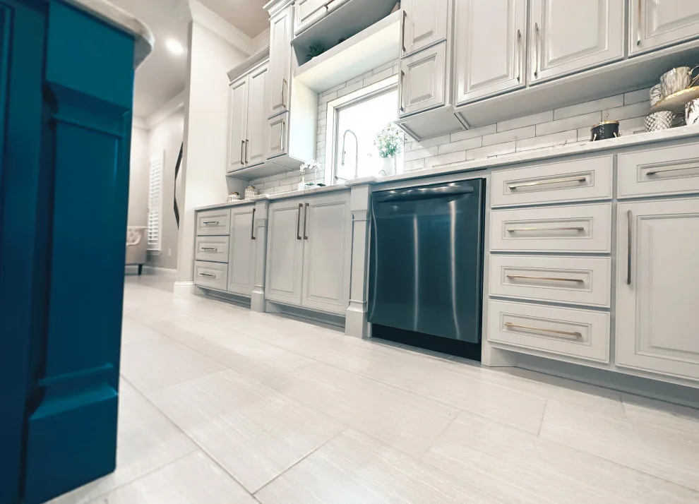 TWENTY-SECOND WEST by Forma Cabinetry - Photo 14