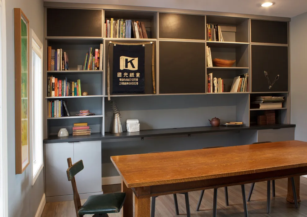 A Contemporary Universe by Rylex Custom Cabinetry And Closets - Photo 3